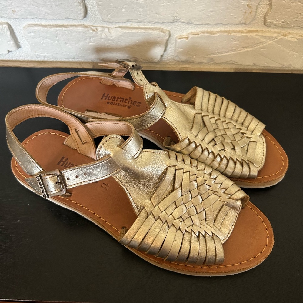 New Huaraches by Bearpaw Gloria Champagne Sandal Size 11